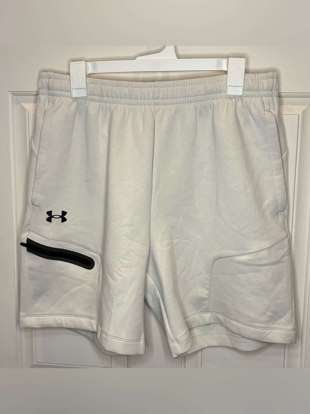 Under Armour UA Unstoppable Men's L Fleece Shorts White Drawstring Pockets Loose